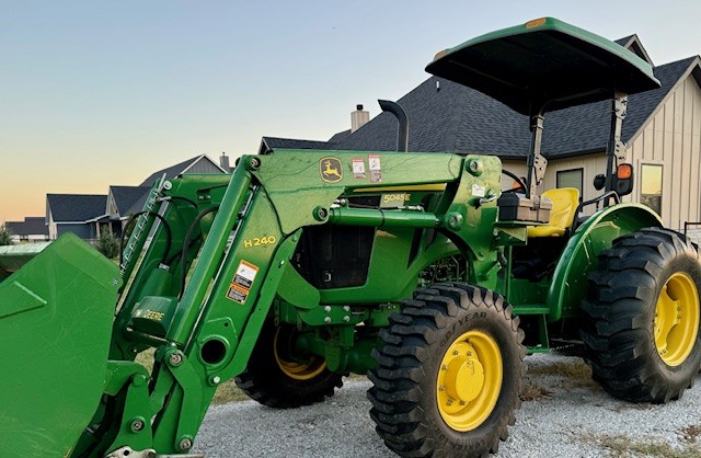 John Deere Medium Tractor with H240 Bucket Arm